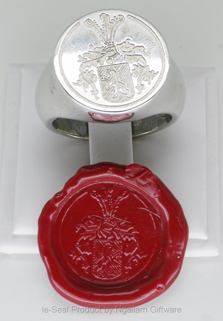 12_925 SILVER  SEAL RING IMGP3339.jpg